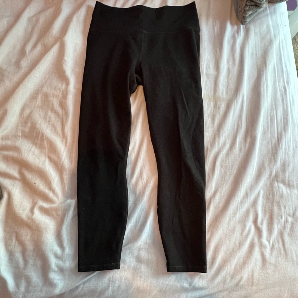 Fabletics Black 7/8 Powerhold Leggings